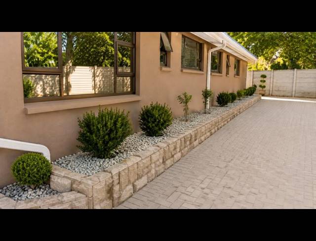 5 BEDROOM HOUSE FOR SALE IN SASOLBURG EXT 4